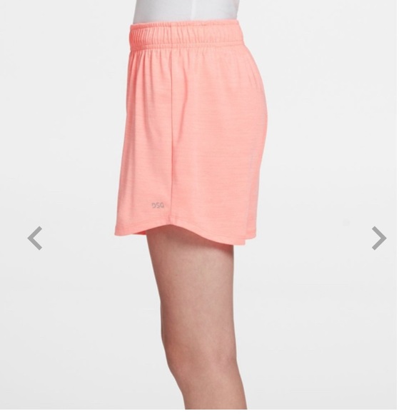 DSG youth large shorts - Picture 4 of 4